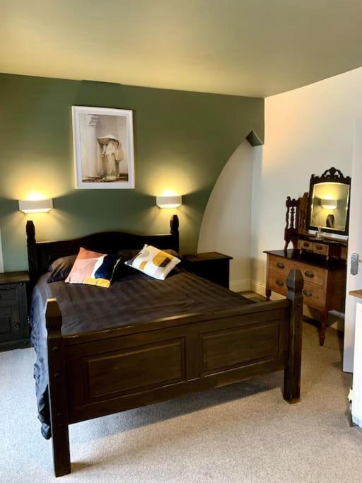 Chic Townhouse Near Tunnels Beaches Ilfracombe Ngoại thất bức ảnh