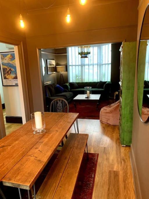 Chic Townhouse Near Tunnels Beaches Ilfracombe Ngoại thất bức ảnh