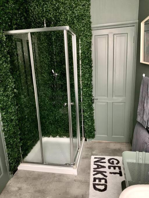 Chic Townhouse Near Tunnels Beaches Ilfracombe Ngoại thất bức ảnh