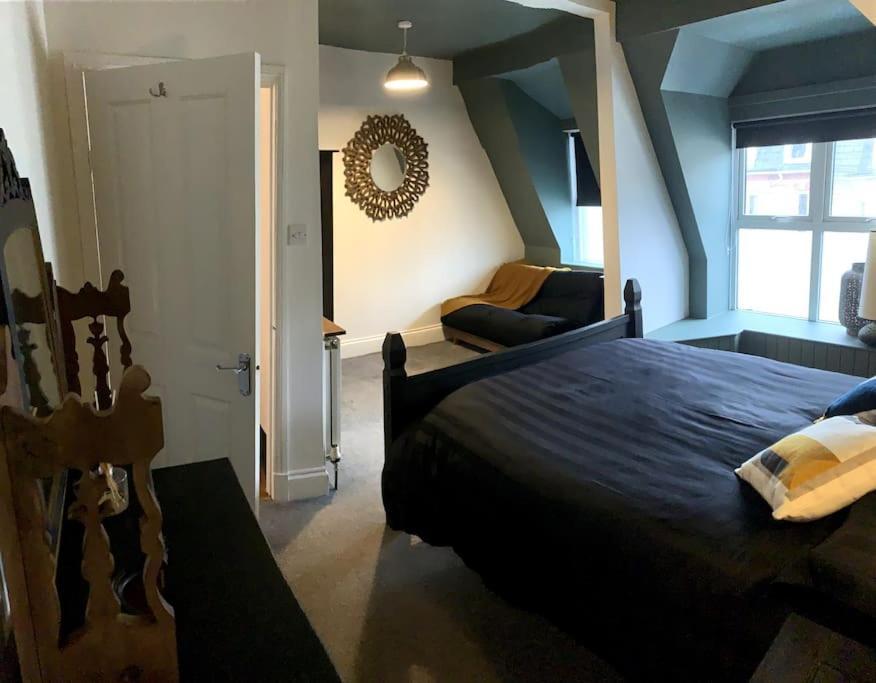 Chic Townhouse Near Tunnels Beaches Ilfracombe Ngoại thất bức ảnh